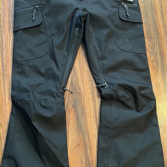 Burton Gloria Insulated Pants - Picture 7 of 16